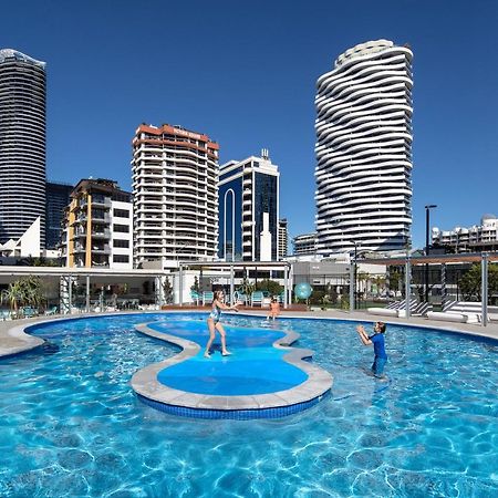 Ultiqa Beach Haven On Broadbeach Gold Coast Exterior photo