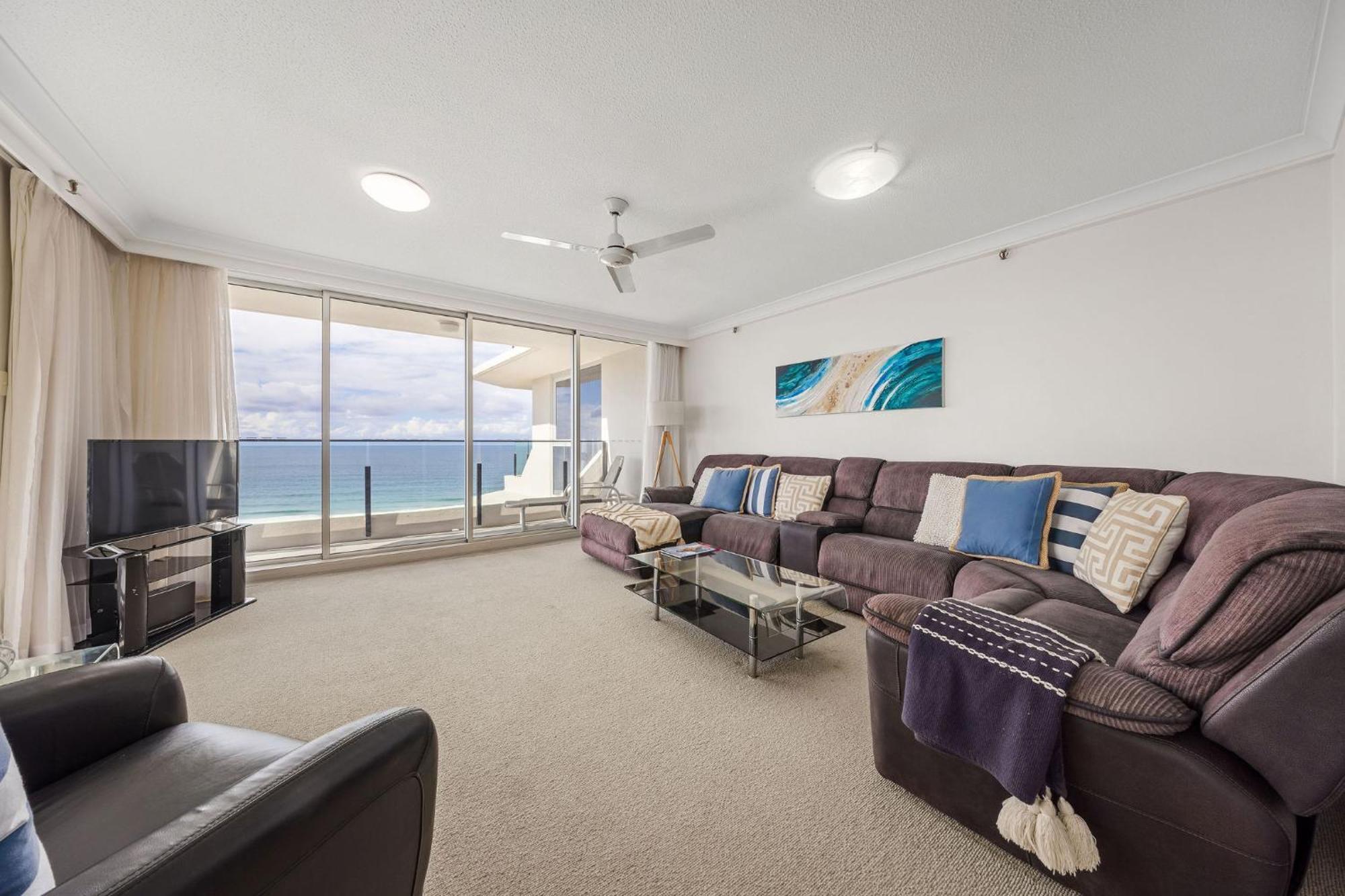Ultiqa Beach Haven On Broadbeach Gold Coast Exterior photo