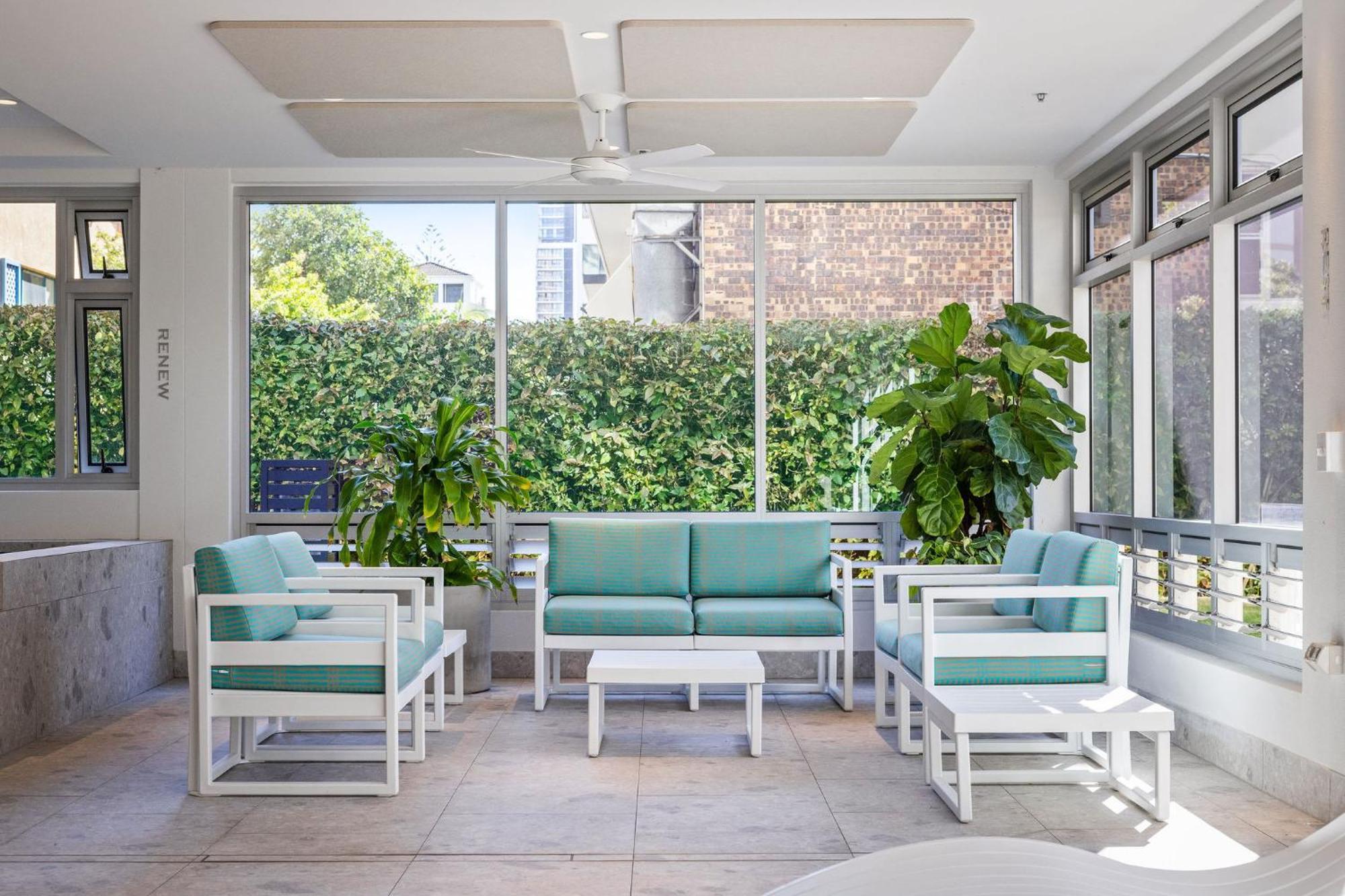 Ultiqa Beach Haven On Broadbeach Gold Coast Exterior photo