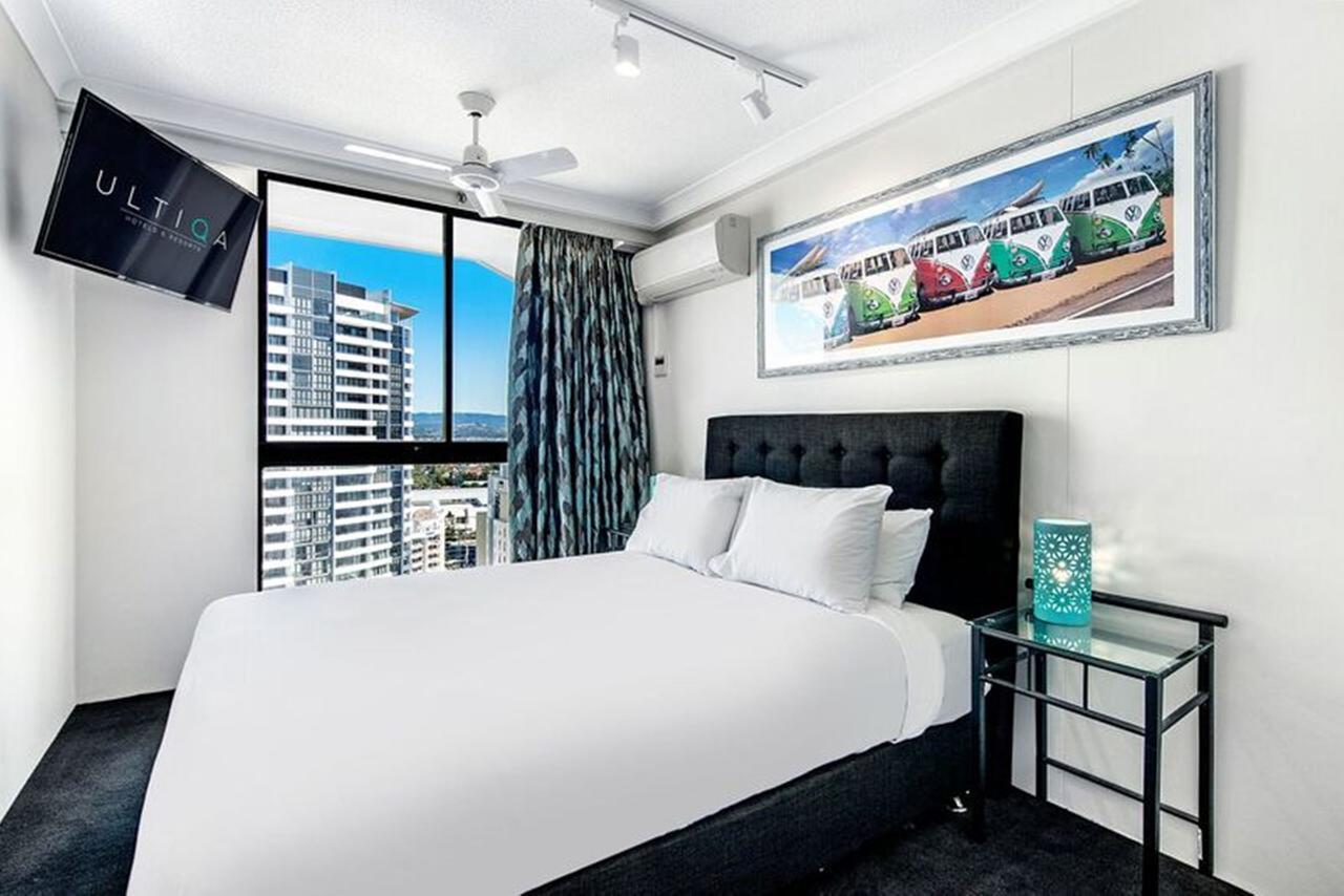 Ultiqa Beach Haven On Broadbeach Gold Coast Exterior photo