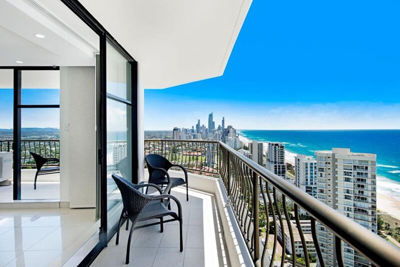 Ultiqa Beach Haven On Broadbeach Gold Coast Exterior photo